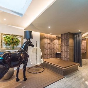 Superior Suite Spa Bath Early check on Weekdays